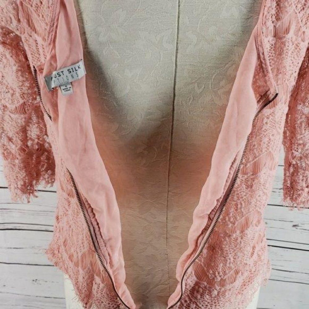 August silk small pink lace back zipper 3/4 sleeve scoop neck blouse - Picture 8 of 8